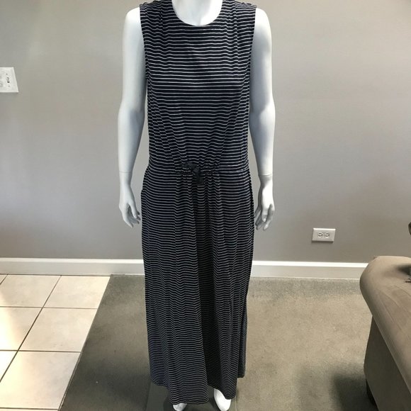 Paet: Good Condition Sleeveless Maxi Dress - Picture 2 of 8